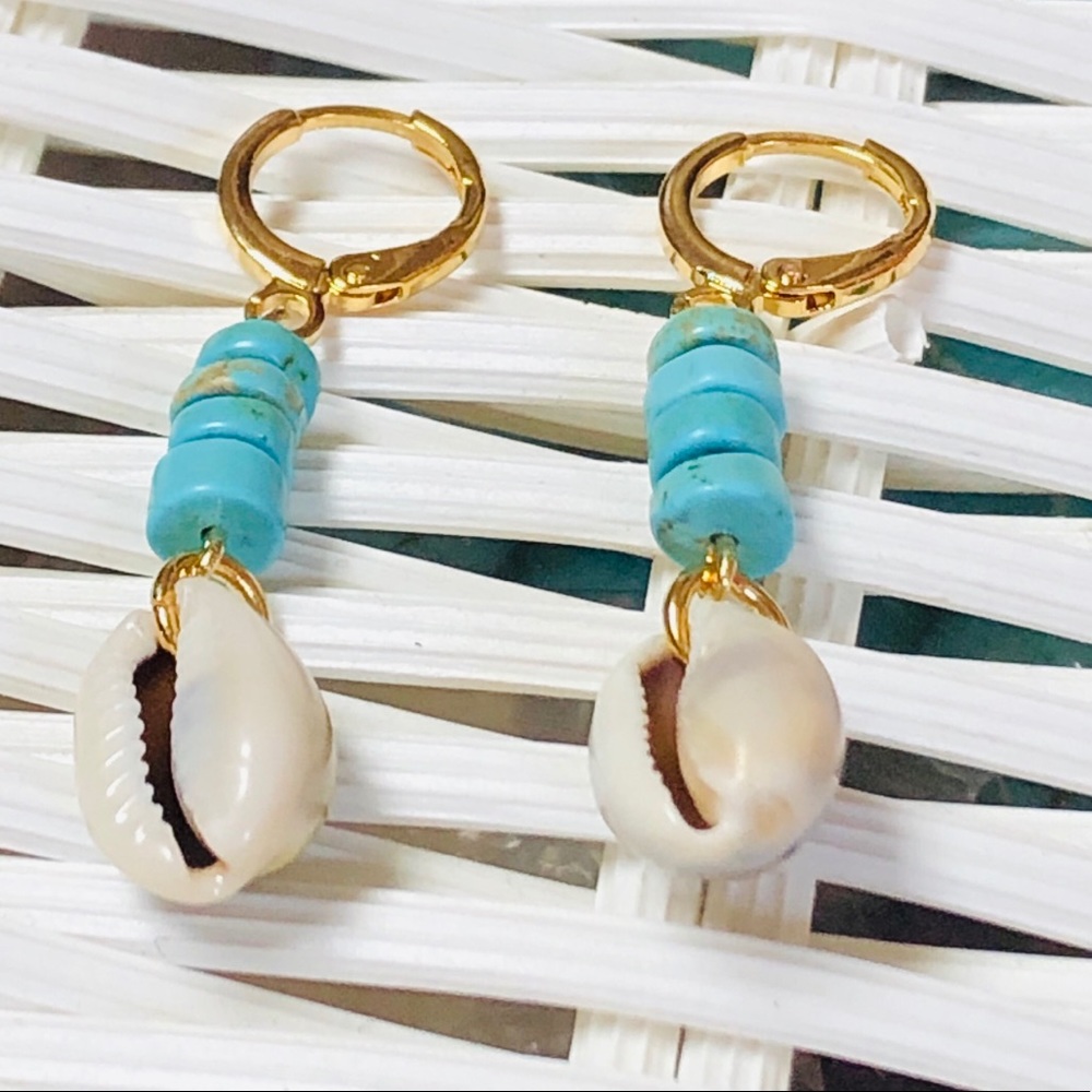 Gold Plated Shell & Turquoise - Picture 2 of 2
